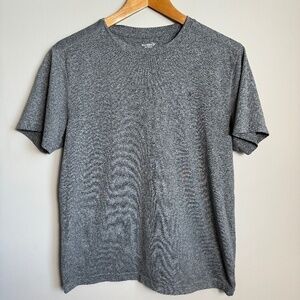 Old Navy Active Women's Gray‎ Go-Dry Short Sleeve Activewear T-Shirt Size Medium
